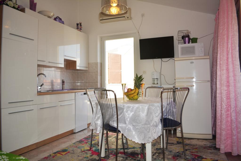 ראבני Apartment Vesna מראה חיצוני תמונה